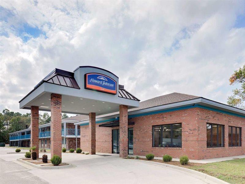 Howard Johnson By Wyndham Florence Exterior photo